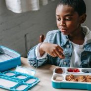 Den svenska skolmaten – hatad och älskad